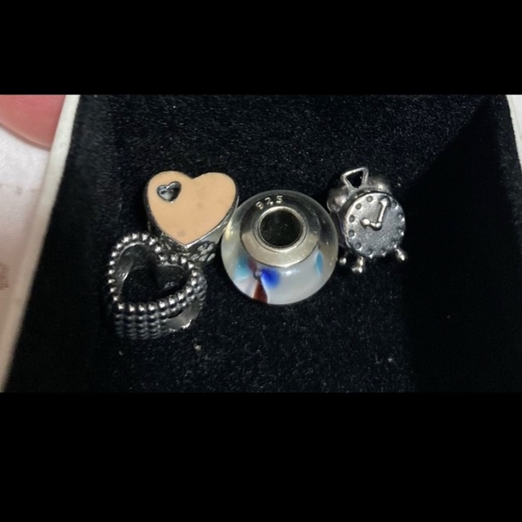 Bundle of charm - Main Image